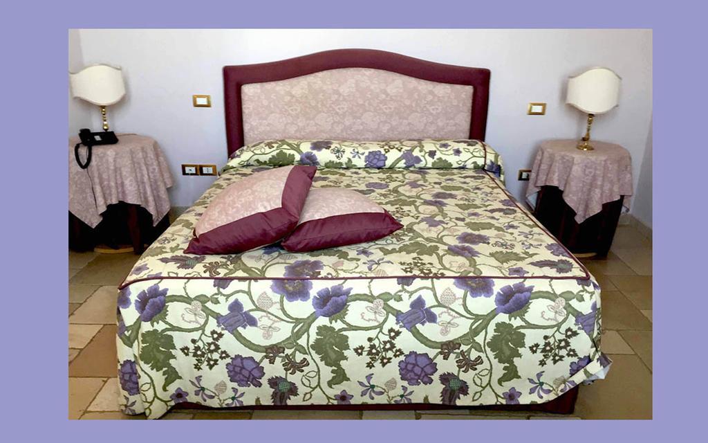 Hotel Saraceno Al Faro Taranto Exteriér fotografie